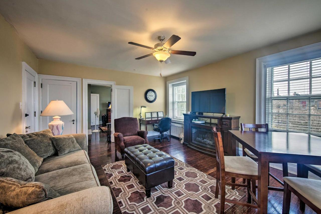 Reading Apt, Walk To Shops, Dining And City Park! Exterior photo